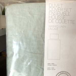 COPY - H&M: Light Mint green Linen Duvet Cover Set